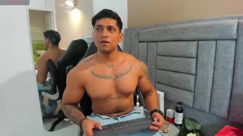 nicolas_montoya online show from September 2025 08:52:01 PM