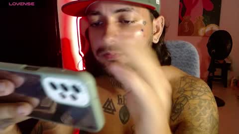 nicolas online show from January 2025 07:11:01 AM