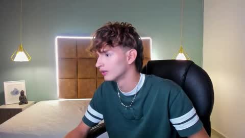 nicolasferrer18 online show from November 2025 07:24:02 PM