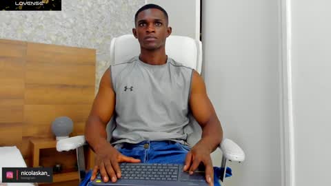 Nicolas online show from December 2024 01:28:01 PM