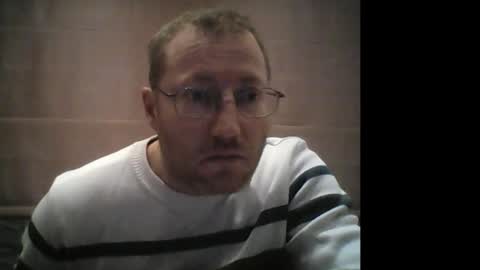 nicolaslapin87 online show from January 2026 04:12:01 PM