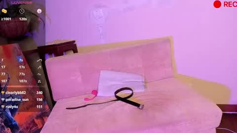 nicolasrodrii online show from December 2024 04:45:01 AM