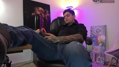 Snapshot of nicolass_fellener chatting on November 2025 03:07:01 AM Nicolas Fellener online show from November 2025 03:07:01 AM