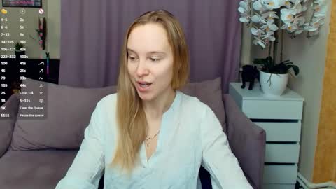 Nicoletta online show from January 2026 07:11:01 PM