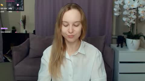 Nicoletta online show from February 2026 06:48:01 PM