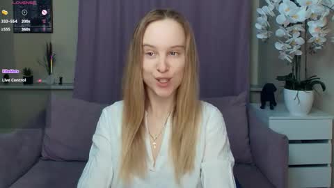 Nicoletta online show from March 2026 06:47:02 PM