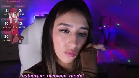 Nicole online show from September 2025 11:31:02 PM