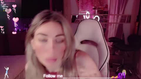 Nicole online show from March 2026 06:28:01 AM