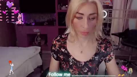 Nicole online show from July 2026 08:12:02 PM