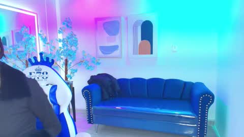 Nicolle online show from January 2026 11:03:01 AM