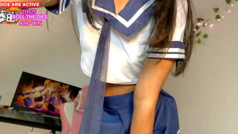 Snapshot of nicole_uwu08 chatting on May 2026 08:27:01 PM Nicole INDEPENDENT MODEL online show from May 2026 08:27:01 PM