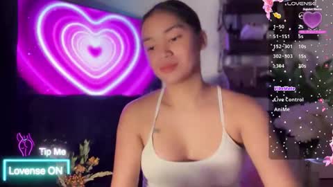 Snapshot of nicolecellini chatting on October 2025 06:43:02 AM NICOLE online show from October 2025 06:43:02 AM