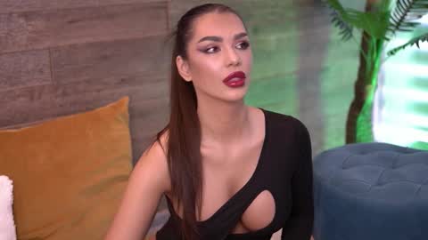 Snapshot of nicoledevin chatting on September 2025 07:34:02 AM Nicole online show from September 2025 07:34:02 AM