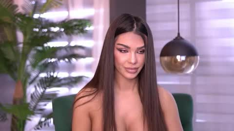 Snapshot of nicoledevin chatting on October 2025 07:25:02 AM Nicole online show from October 2025 07:25:02 AM