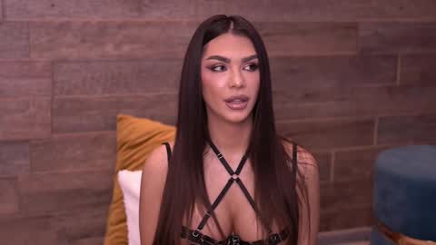 Snapshot of nicoledevin chatting on October 2025 07:41:01 AM Nicole online show from October 2025 07:41:01 AM