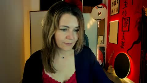 nicolehits online show from April 2026 01:55:02 PM