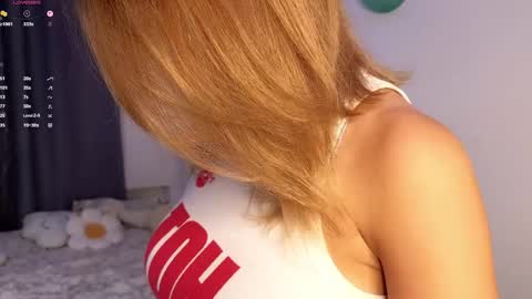 Nicole online show from May 2026 06:59:01 PM
