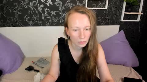 Nicole online show from March 2026 01:06:01 PM