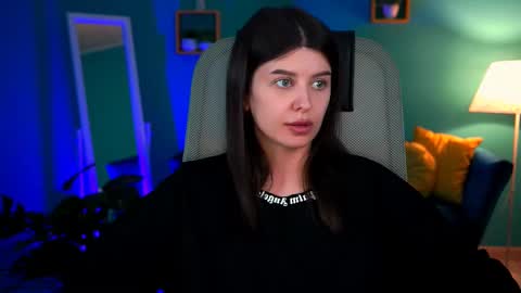 Snapshot of nicolemoonn chatting on February 2025 03:49:02 PM online November 28 from 16 to 20 November 29 from 12 to 20 December 3 and 5 from 12 to 20 December 7 and 8 from 04 to 08 GMT online show from February 2025 03:49:02 PM