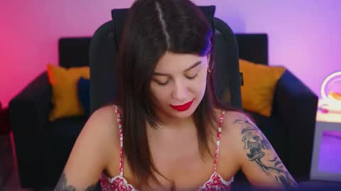 Snapshot of nicolemoonn chatting on February 2025 08:50:02 AM online November 28 from 16 to 20 November 29 from 12 to 20 December 3 and 5 from 12 to 20 December 7 and 8 from 04 to 08 GMT online show from February 2025 08:50:02 AM