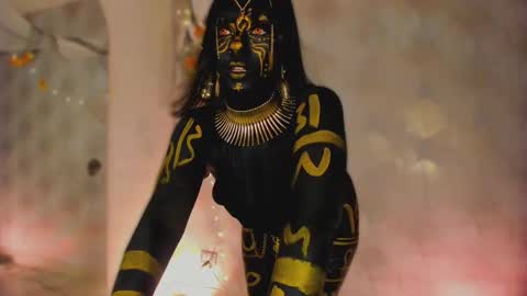 Snapshot of nicolemorelli2 chatting on October 2025 02:30:01 PM Andrea give it a thumbs up please its important online show from October 2025 02:30:01 PM