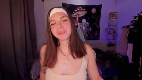 Snapshot of nicolepeachx chatting on September 2025 07:57:01 PM Nicol independent model online show from September 2025 07:57:01 PM