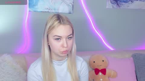 NicoleStunning online show from May 2026 08:55:02 AM