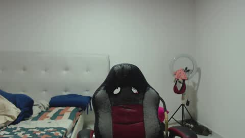 Snapshot of nicolet666lee chatting on February 2025 10:12:01 PM Cyber Lee online show from February 2025 10:12:01 PM