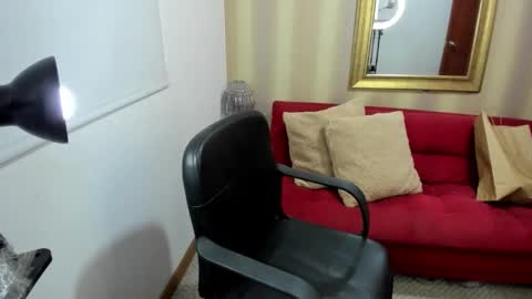 Snapshot of nicolettcolin chatting on December 2025 07:01:02 PM Nicolettcolin online show from December 2025 07:01:02 PM