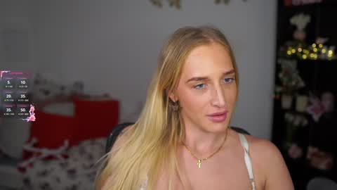 nicolette__shea_ online show from January 2025 04:59:01 PM