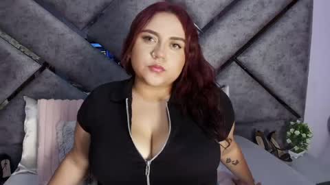 Nicolle Frox  online show from July 2026 11:23:02 AM