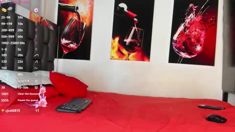 nicolle_hanks1 online show from October 2025 01:27:02 AM