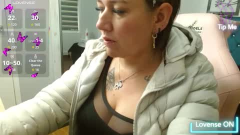 Daniela aponte online show from March 2026 11:39:02 AM