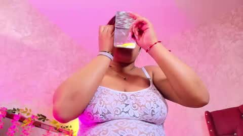 Nicolle Miley online show from February 2026 05:41:01 AM