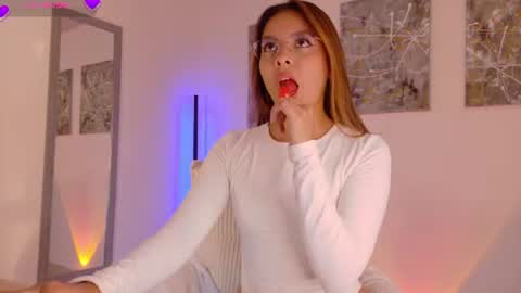 Nicollewest online show from July 2026 10:59:02 PM