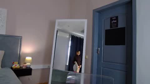 NicolRos online show from March 2026 09:27:01 AM