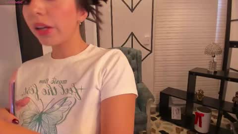 NicolRoss online show from December 2025 09:02:01 PM