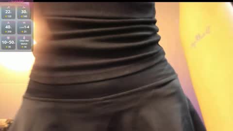 Nicol online show from November 2025 08:53:02 PM