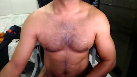 Snapshot of night_rider09711 chatting on December 2024 05:04:02 PM night_rider09711 online show from December 2024 05:04:02 PM