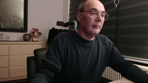 nightkeeper63 online show from October 2025 11:38:02 PM