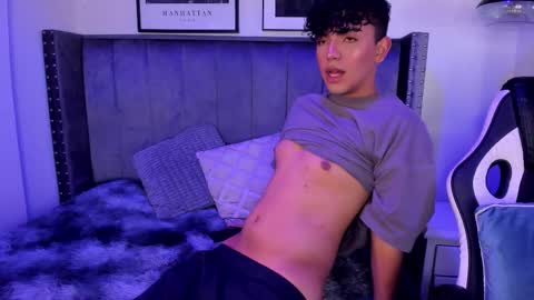 niick_twink online show from October 2025 06:26:02 PM