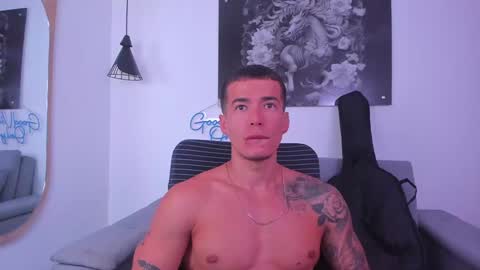 Niick online show from January 2025 01:08:01 AM