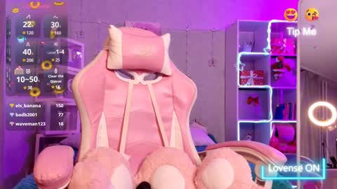 Snapshot of niicolle18 chatting on January 2025 01:11:02 PM Nicole online show from January 2025 01:11:02 PM