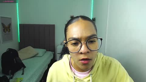 Snapshot of niina_lovee_ chatting on December 2024 01:35:02 PM online show from December 2024 01:35:02 PM