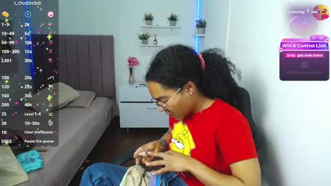 Snapshot of niina_lovee_ chatting on February 2025 06:30:02 PM online show from February 2025 06:30:02 PM