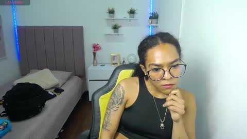 Snapshot of niina_lovee_ chatting on March 2025 06:08:02 PM online show from March 2025 06:08:02 PM