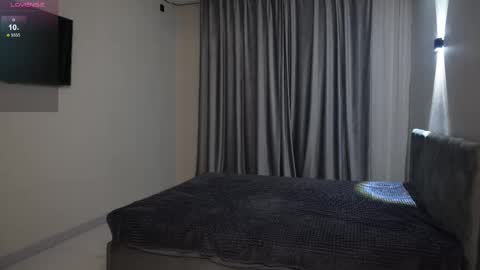 Snapshot of nik_sharp chatting on September 2025 05:47:02 PM Nik online show from September 2025 05:47:02 PM