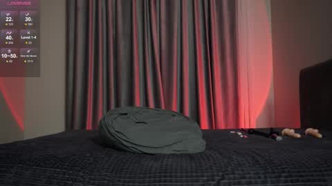 Snapshot of nik_sharp chatting on February 2026 05:00:02 PM Nik online show from February 2026 05:00:02 PM