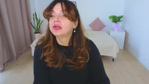 Snapshot of nika_light chatting on November 2025 11:16:02 AM Nika light online show from November 2025 11:16:02 AM