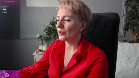 Nika online show from December 2024 01:33:02 PM